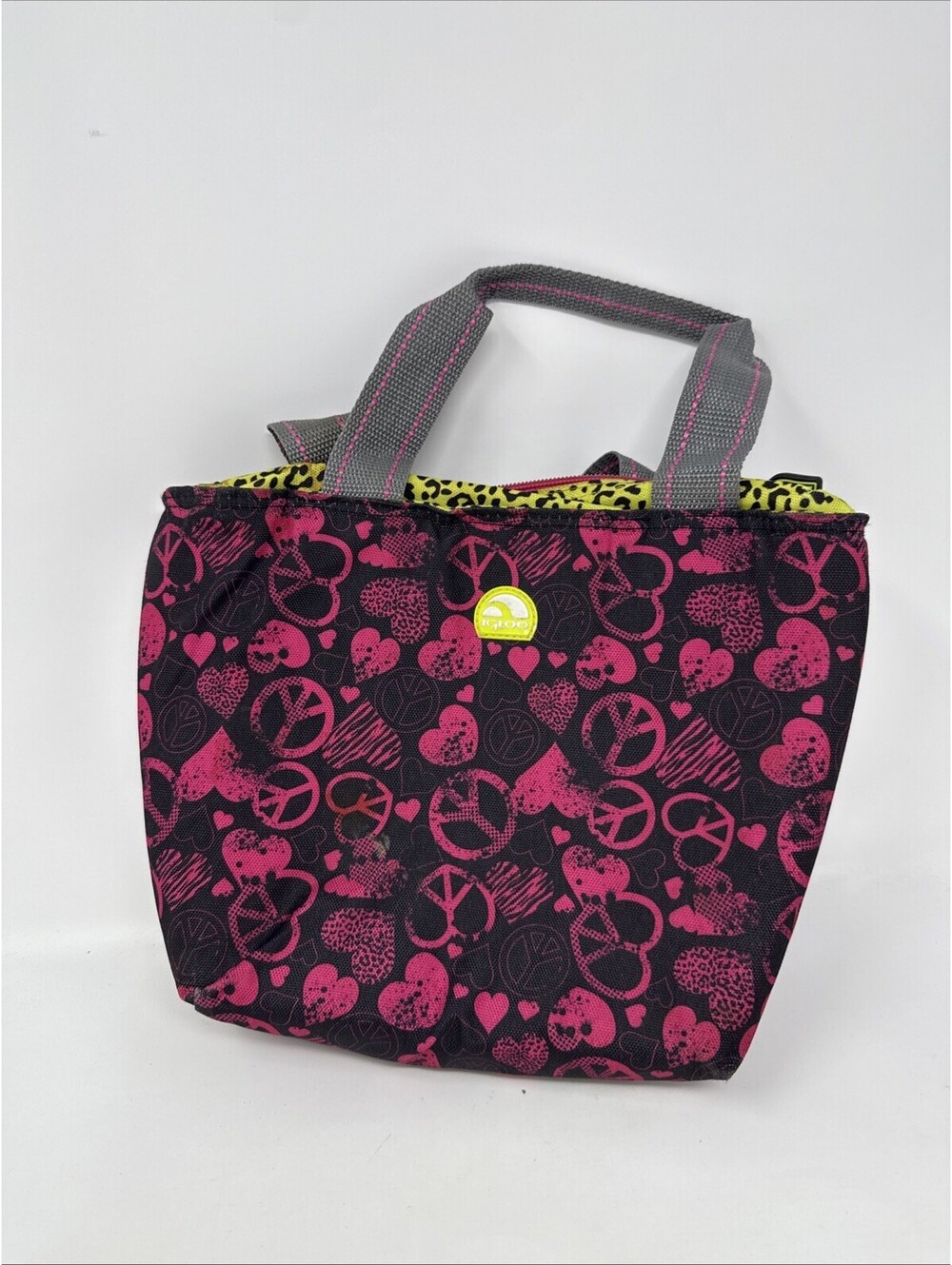 Igloo Lunch Box With Hearts And Peace Signs